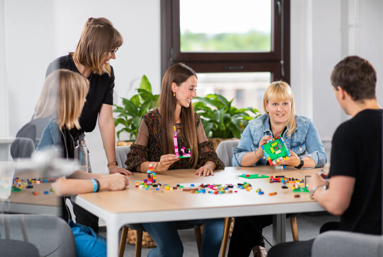 Unser Team bei der Entdeckung neuer Perspektiven Unser Team bei der Entdeckung neuer Perspektiven